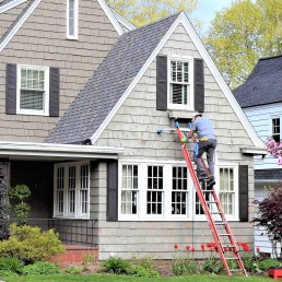 How to clean vinyl siding
